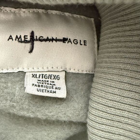 American Eagle Animal Print Fleece Pullover XL Sage Green Long Sleeves Cozy - Picture 12 of 15